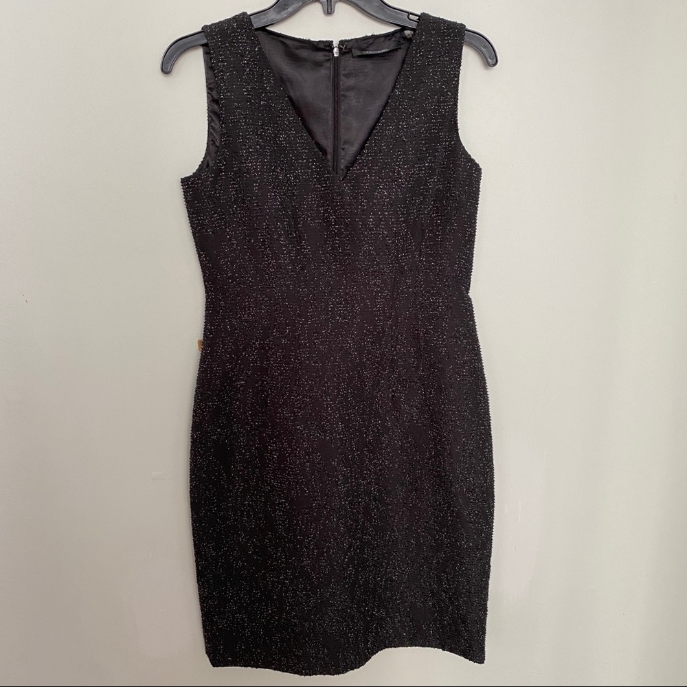 Tahari Sleeveless Dress Size 4